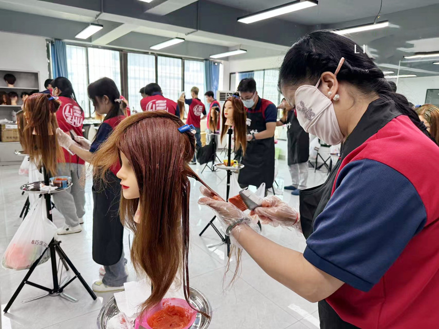 建議你收藏這份新手染發(fā)教程，廣西專業(yè)燙染