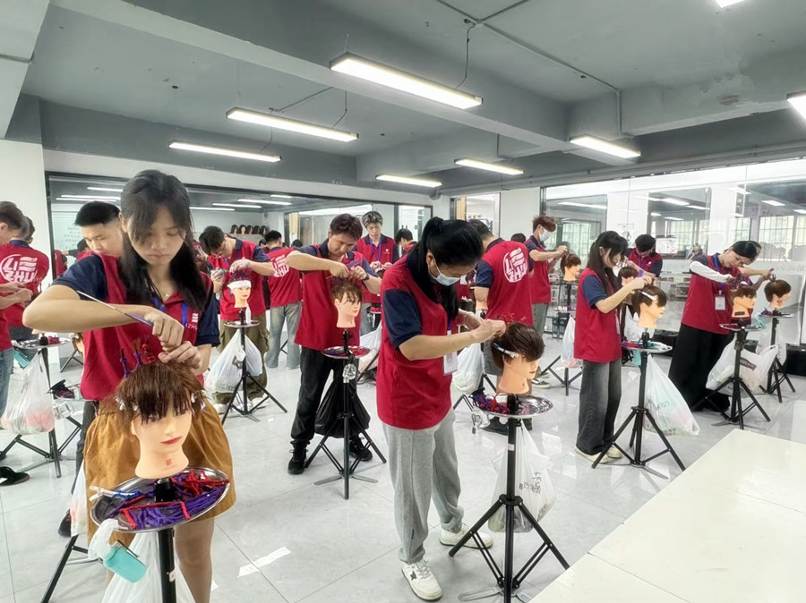 什么是煙花燙？煙花燙的特點(diǎn)是什么？南寧學(xué)習(xí)燙染