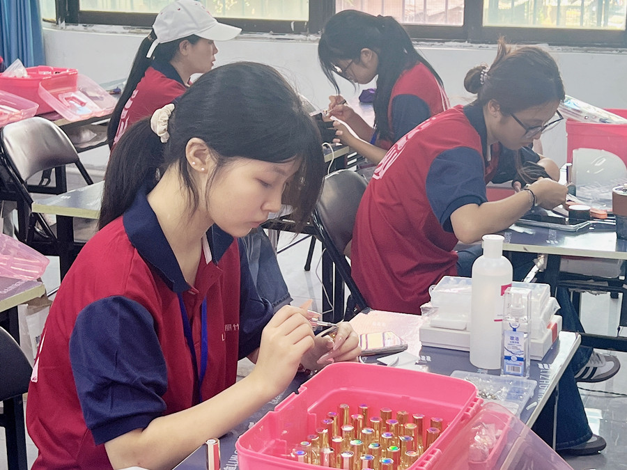 單色美甲練習(xí)，南寧美甲課堂隨拍