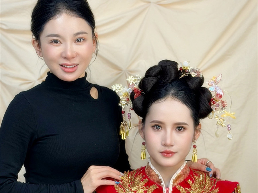 婚禮秀禾造型，南寧彩妝學校前十學員作品