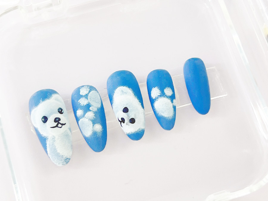 毛絨搓搓熊卡通美甲，南寧美甲進修深造作品